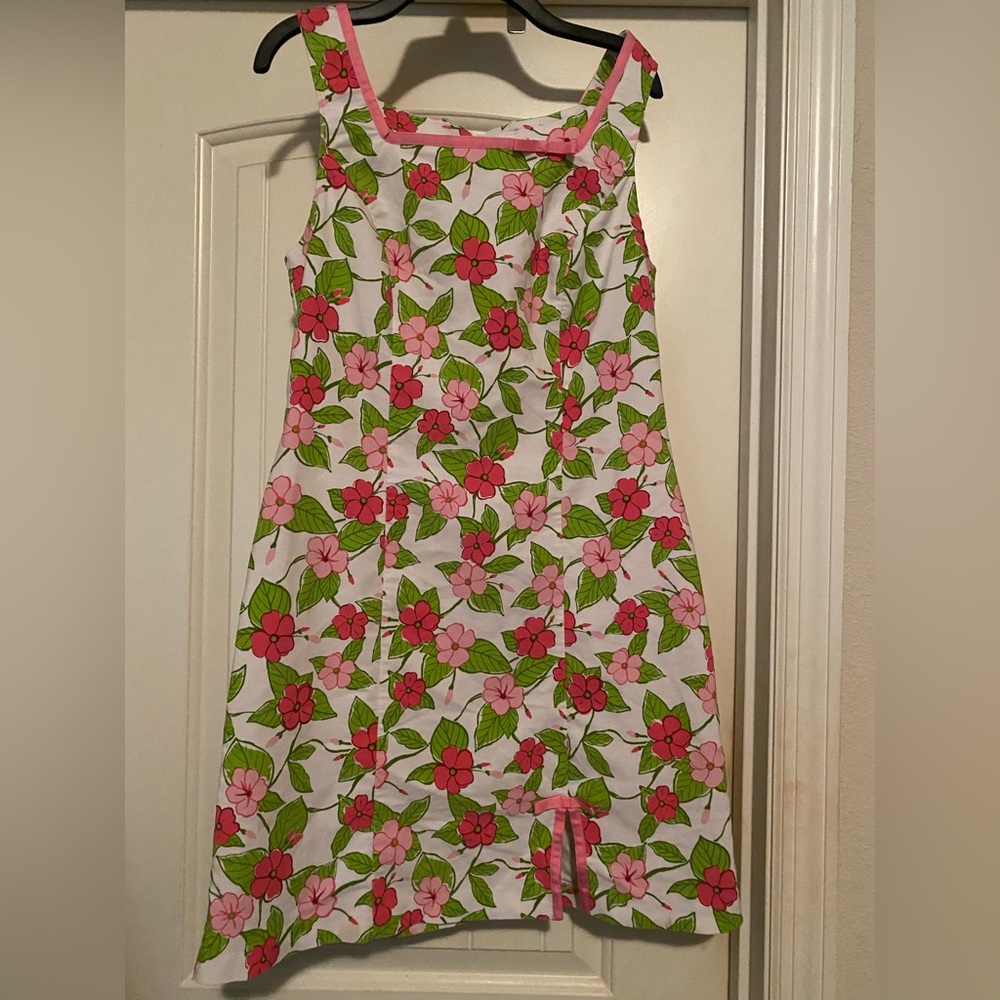 CITY TRIANGLES Hibiscus flowered dress size Med